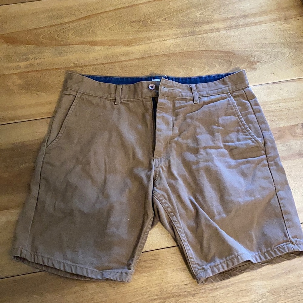 Taylor Stitch slim canvas shorts